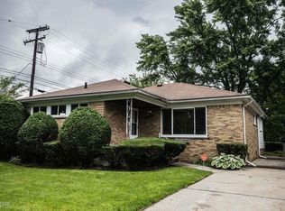22190 Cloverlawn Ave, Oak Park, MI 48237