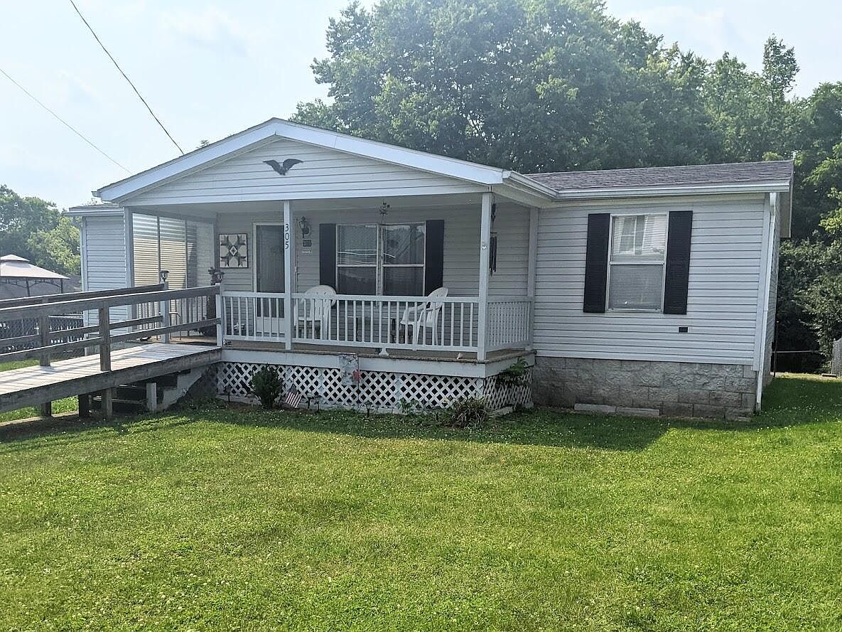 305 Trigg St, Millersburg, KY 40348 Zillow