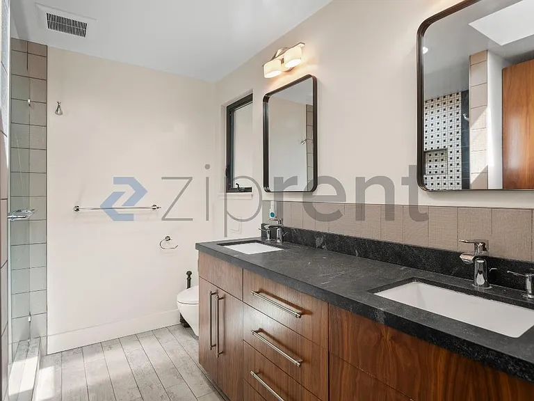 1701 Whitham Ave — Photo 20