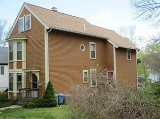 16 Orchard Ct, Amesbury, MA 01913