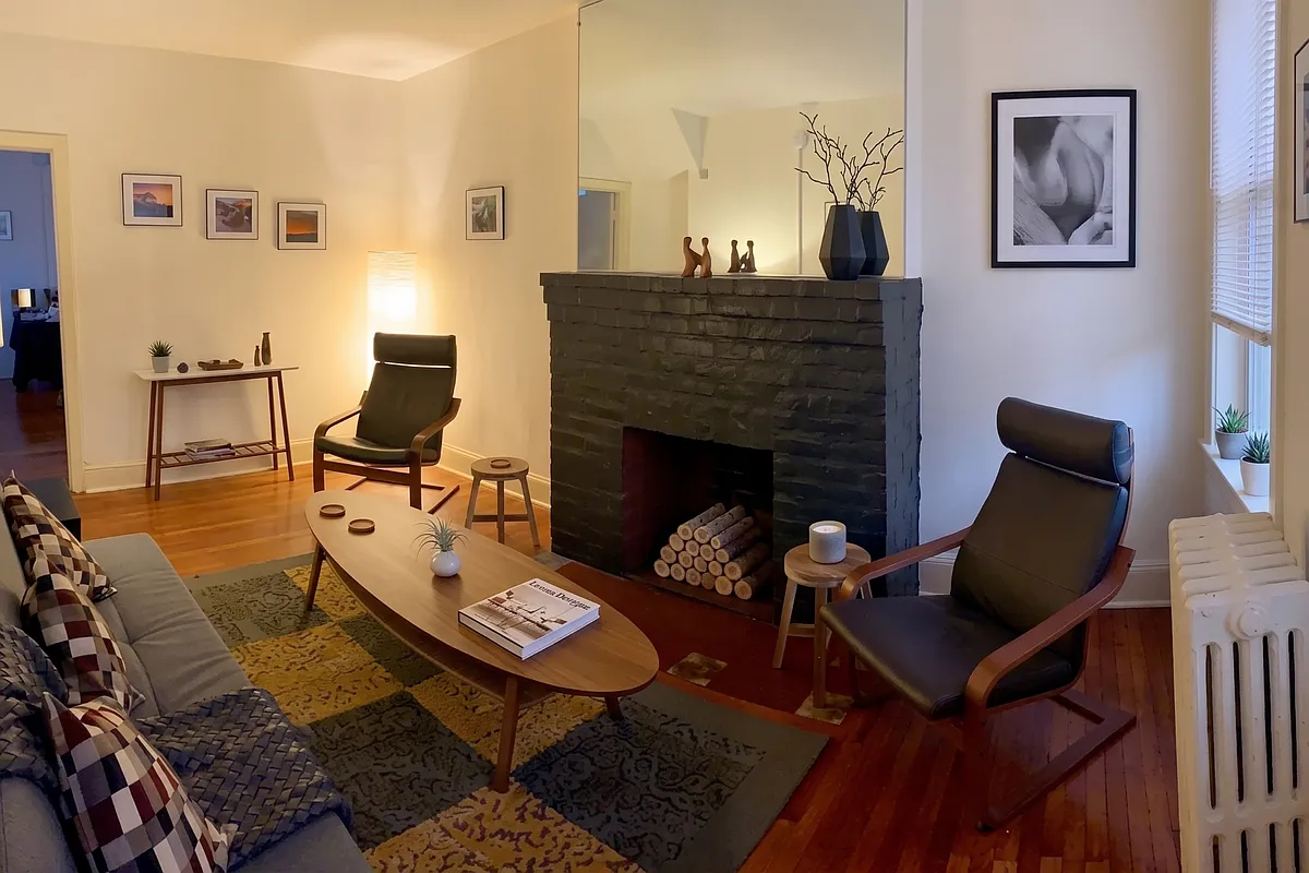 Building Photo - 4028 Locust St #1