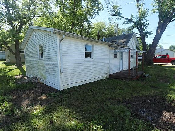 2nd image of 723 W South 9th St