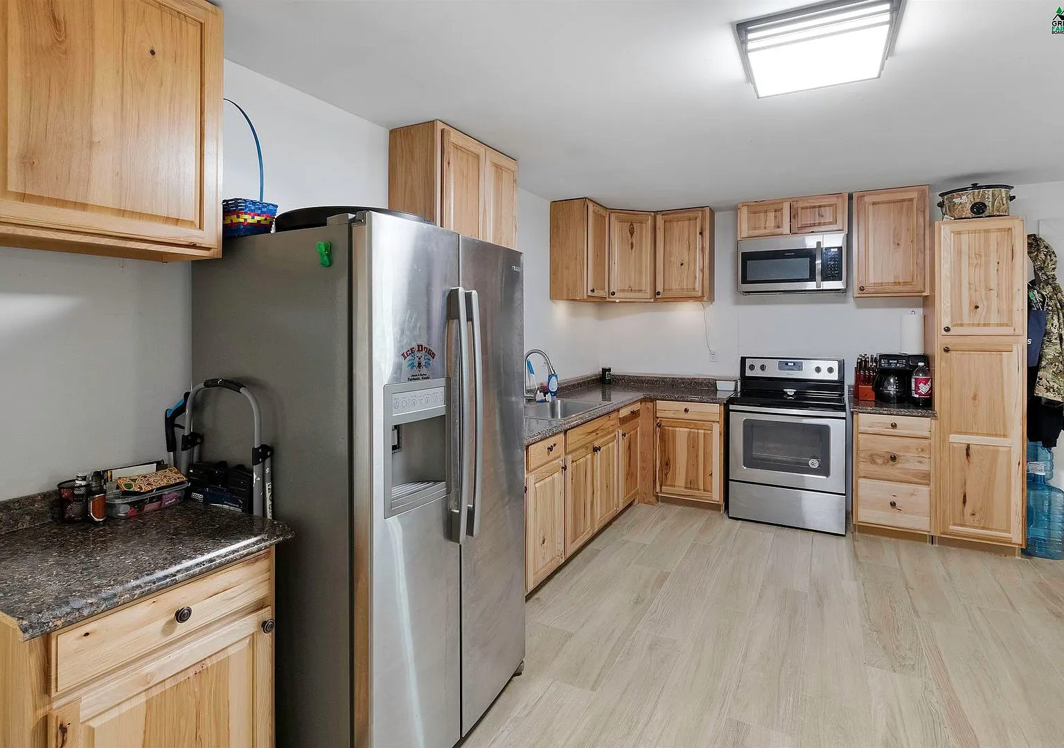 Topeka Drive/2468 — Photo 2