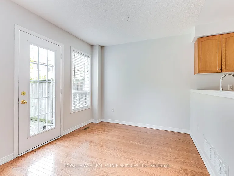 1835 McCoy Ave — Photo 10