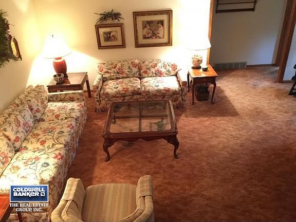5th image of 1833 Eagle Dr