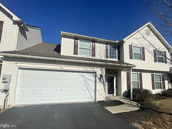 2nd image of 54 Colin Ct