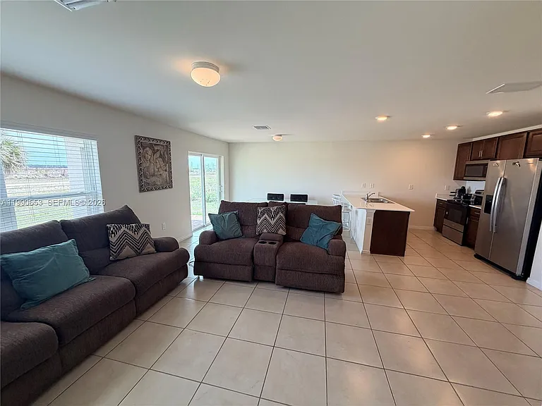 513 Ella Jean Pl — Photo 17