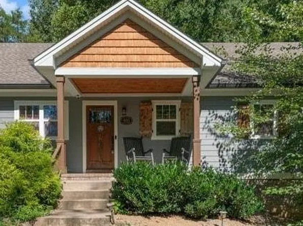 495 Whispering Woods Rd, Glasgow, KY 42141