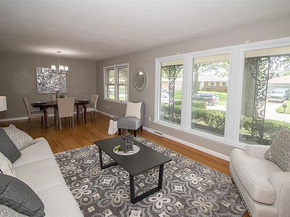 2nd image of 11539 Portsmouth Dr