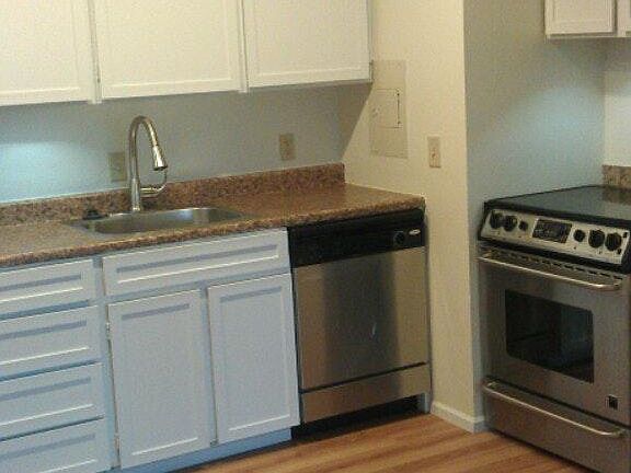 4th image of 2900 S King St APT 208