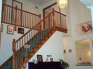 9 Forest Ave, Bridgewater, NJ 08807
