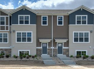 7032 Huckleberry Dr, Minnetrista, MN 55331