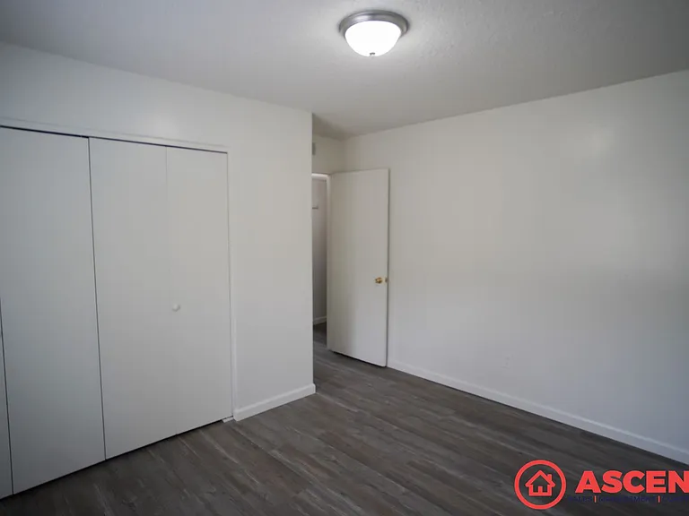 4717 Buckley Way (W & A) — Photo 13