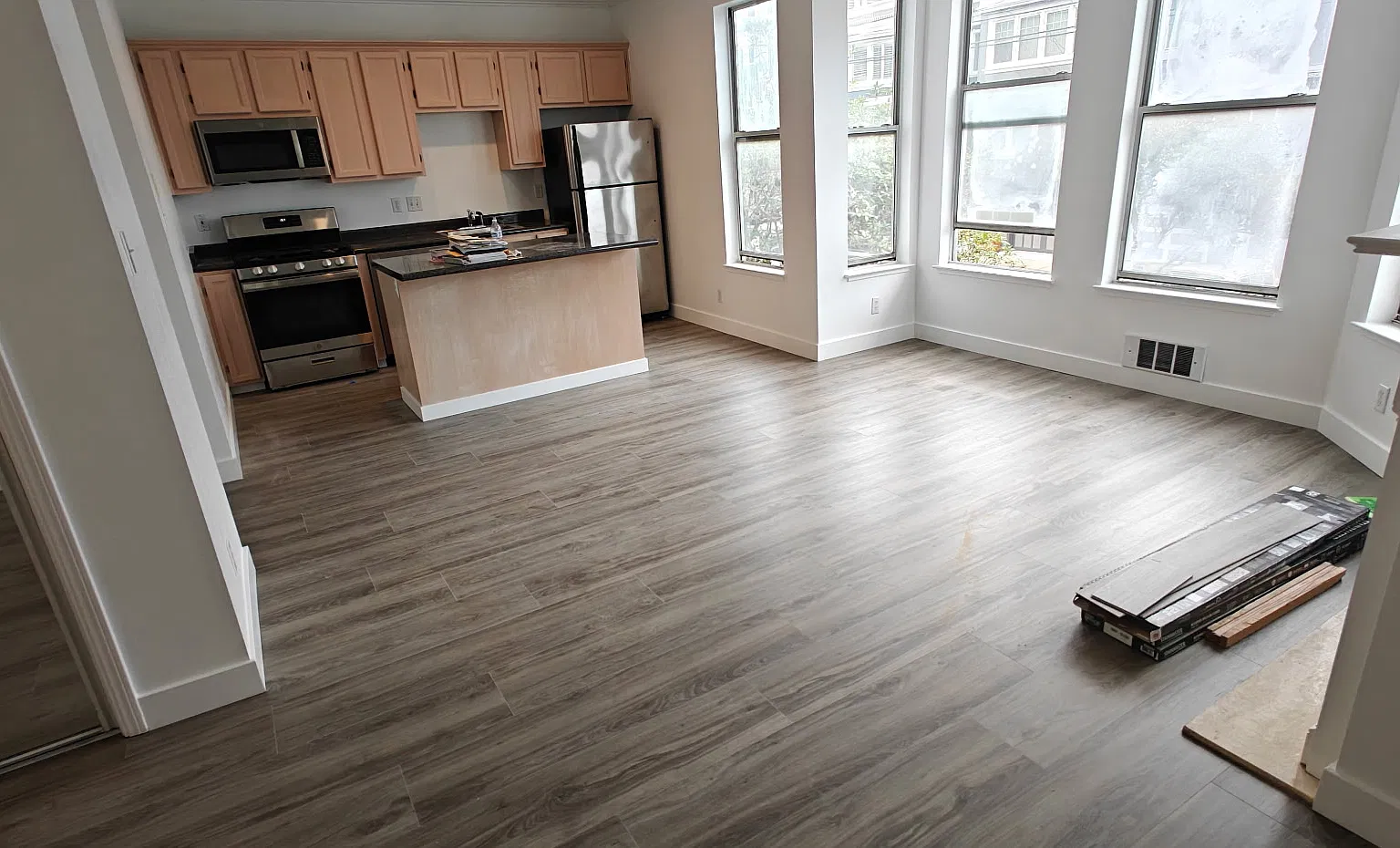 Studio, 456 sqft, $2,450 — Photo 3