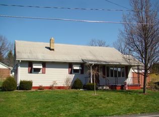 702 Sunbury Rd, Danville, PA 17821