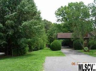 514 Tremont Park Dr SE, Lenoir, NC 28645
