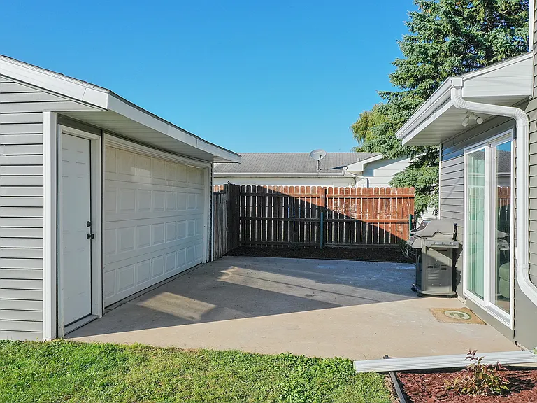 2104 Elmview Dr #2104 — Photo 4