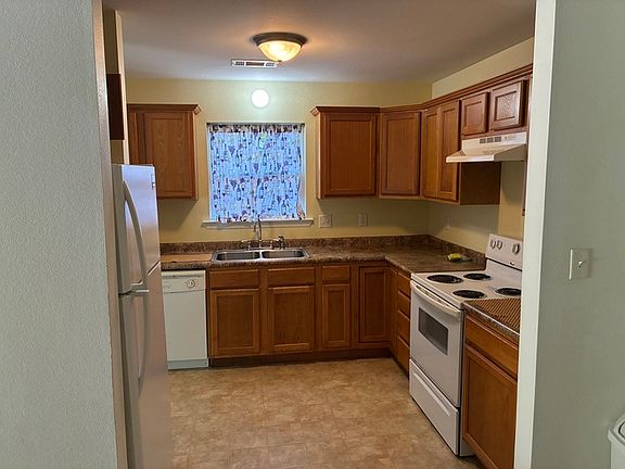 4th image of 5804 Foxboro Dr