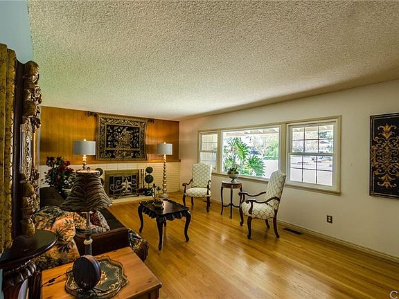 5th image of 817 Alta Vista Ave