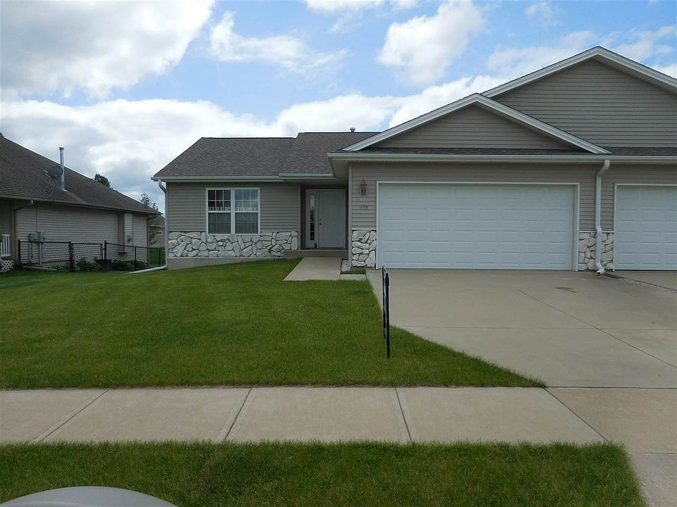 1st image of 1325 Logan Ct