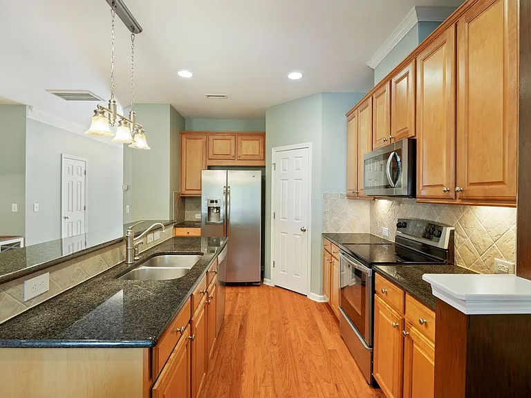 2825 Casona Way — Photo 13