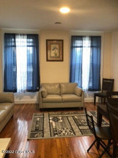 2nd image of 7 Brunswick Road