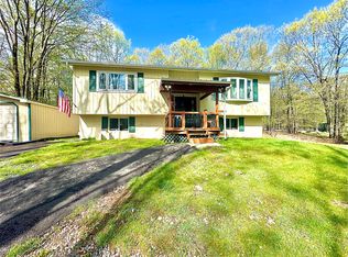 511 Sylvester Dr, Long Pond, PA