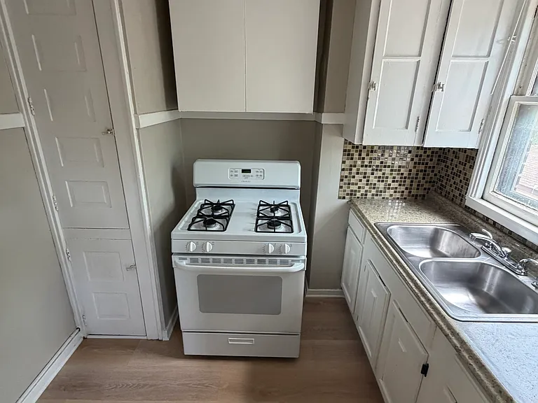 175 Sanders Rd #8 — Photo 4