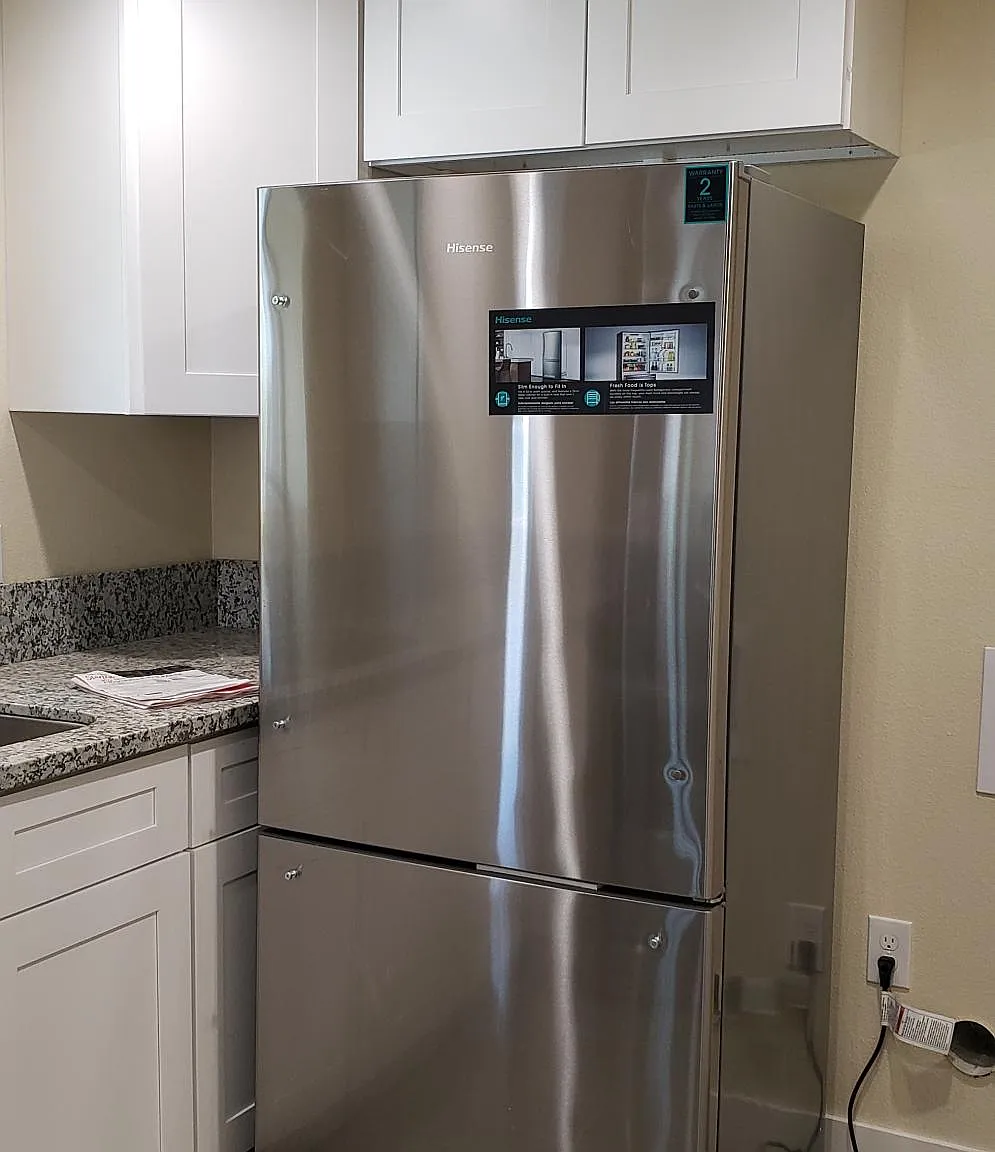 2 bed, 3488 sqft, $2,299 — Photo 4