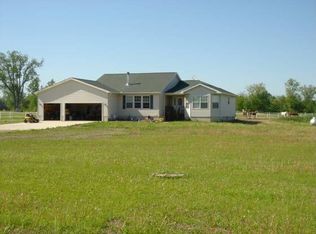 5740 Colf Rd, Carleton, MI 48117