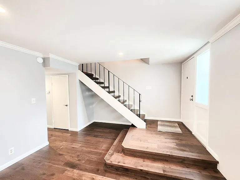 872 Cabot Ln — Photo 19