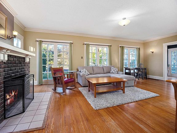 5th image of 2502 Buena Vista Dr