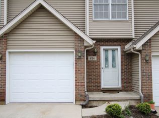 624 S Peace Rd #624, Sycamore, IL 60178