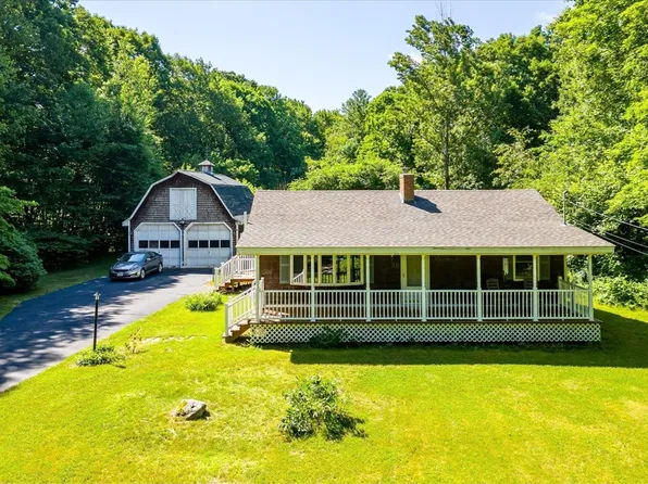 26 Bay Path Rd, Charlton, MA 01507