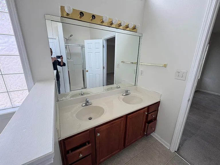 504 Thames Cir — Photo 72