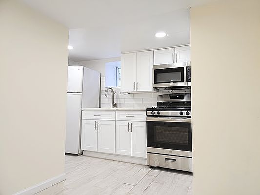 4th image of 638 4th Ave #1