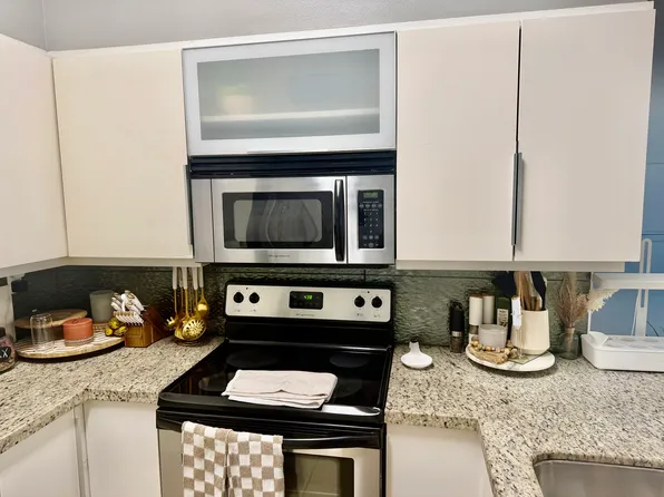 2445 SW 18th Ter, Fort Lauderdale, FL