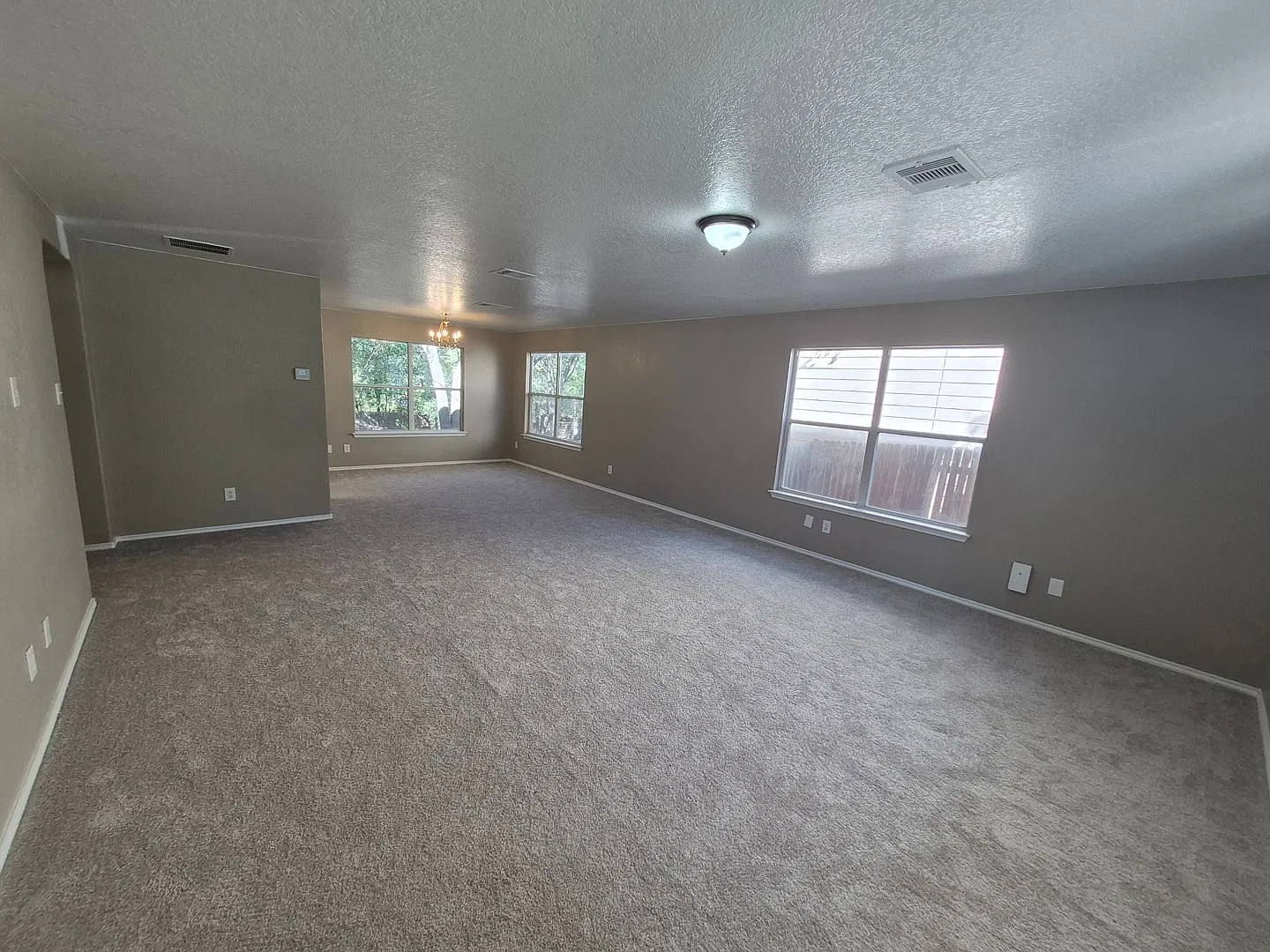 17238 Irongate Rail, San Antonio, TX. 78247 — Photo 2