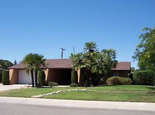 2920 W Vassar Dr, Visalia, CA 93277