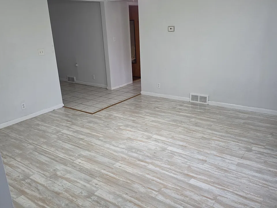 1708 Niles Cortland Rd SE #1708