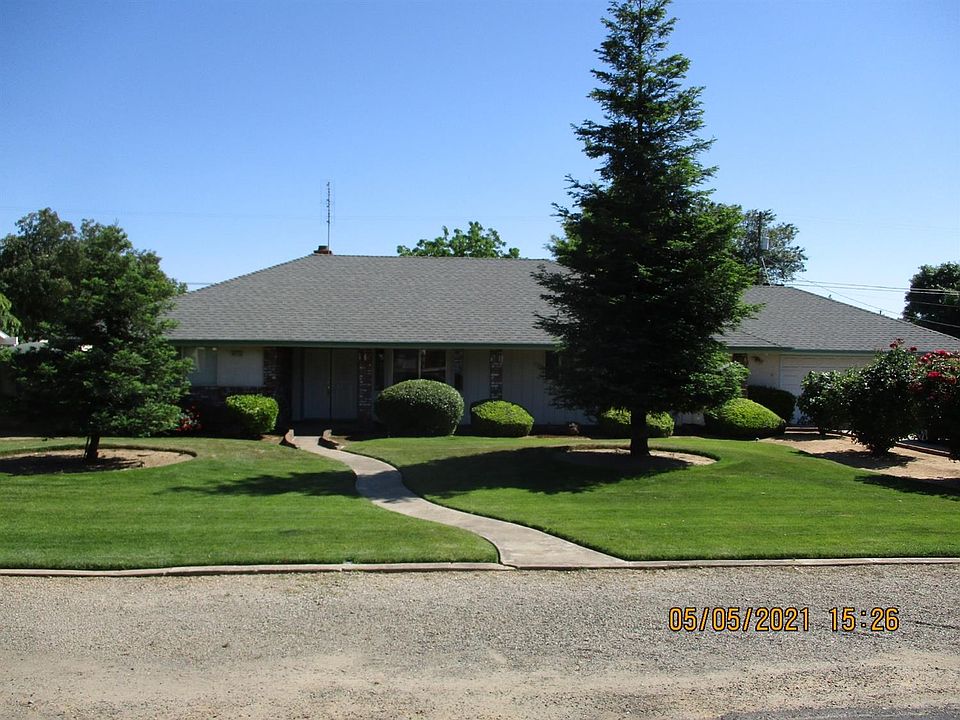 1st image of 36772 Berkshire Dr