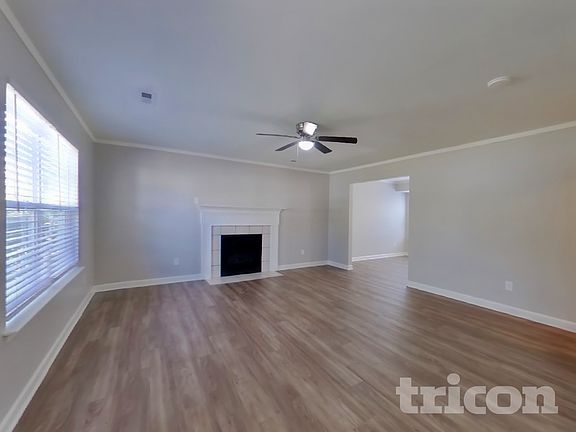 3rd image of 3933 Far West Dr