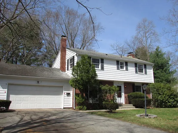 21 Shady Ln, Attleboro, MA 02703