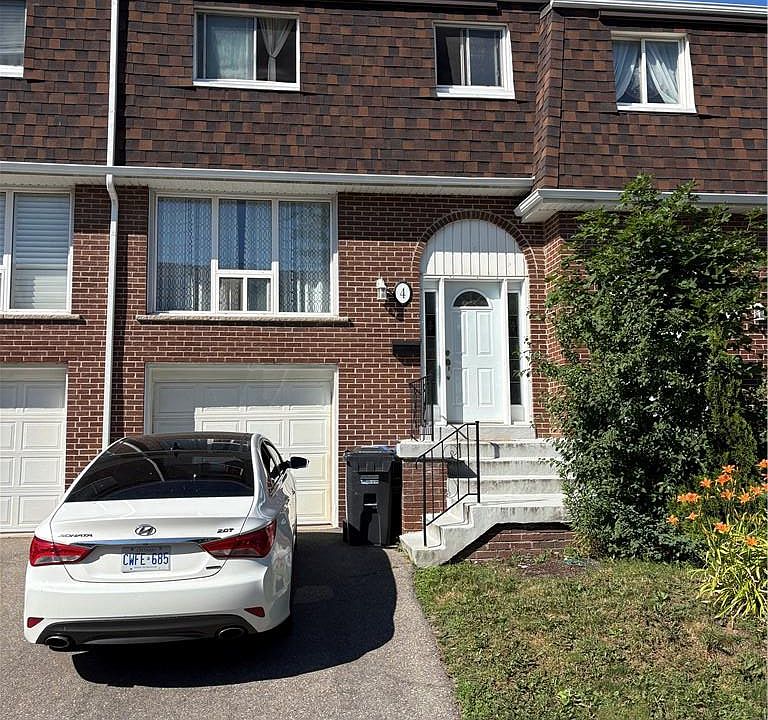 1st image of 2380 Bromsgrove Rd #4