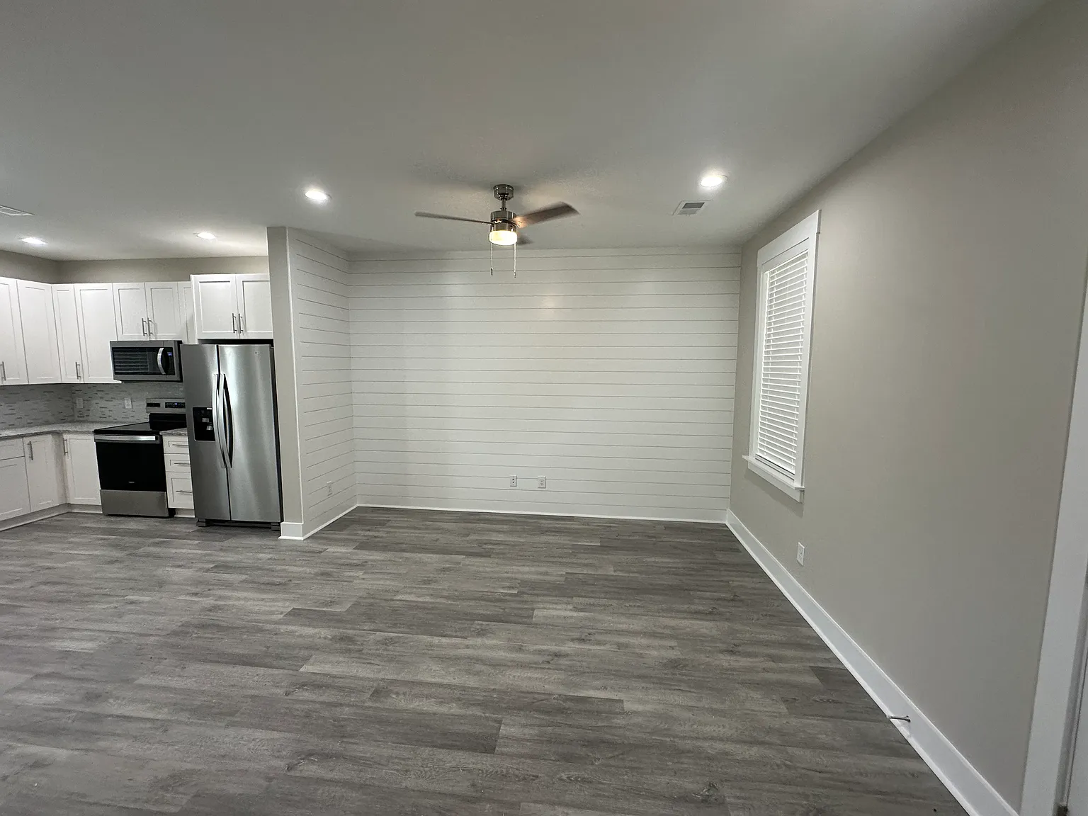 3 bed, 2.5 bath, 1346 sqft, $2,250 — Photo 3
