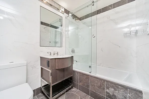 Rented by Living New York | media 40