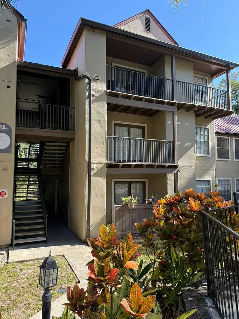1 bed, 674 sqft, $1,330 — Photo 1