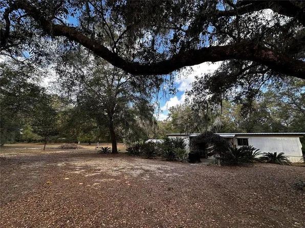 12212 NE 238th Ter, Salt Springs, FL 32134