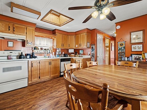 5th image of 193 Tremont St #95