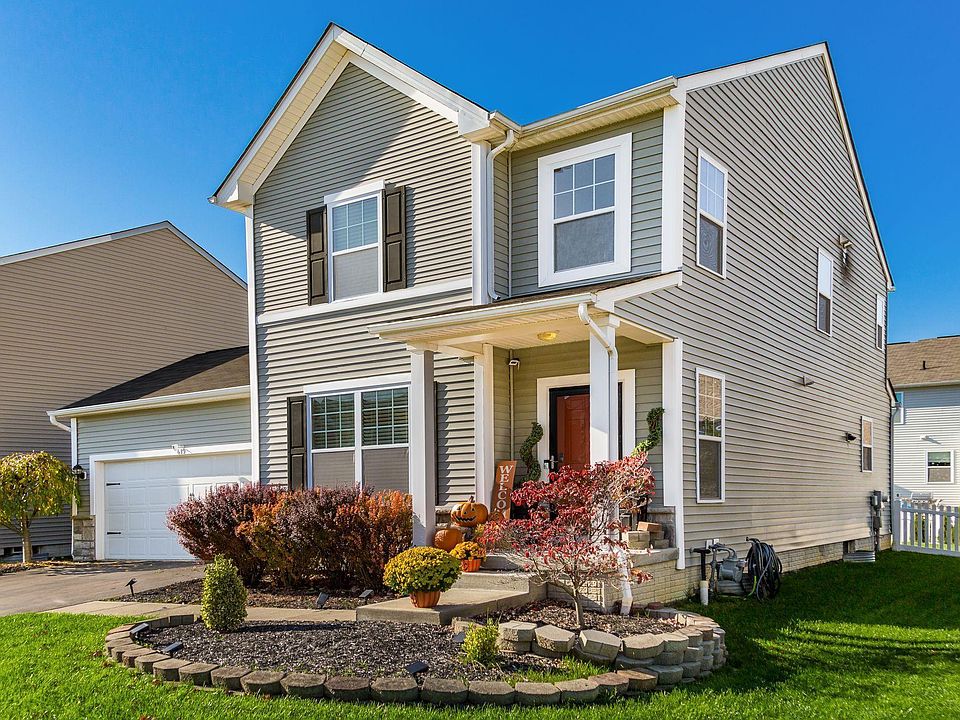 1st image of 419 Giovanna Ave